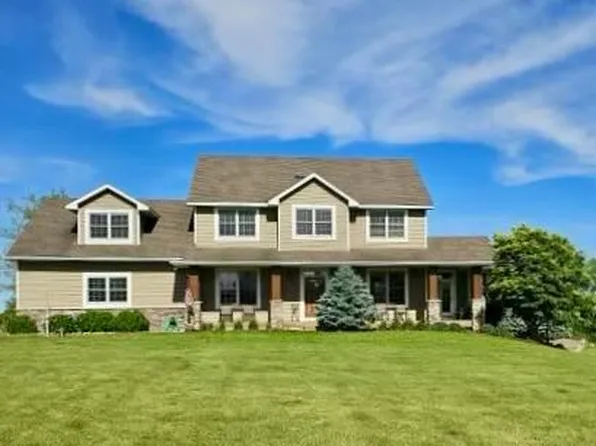 1253 82nd St, New Richmond, WI 54017