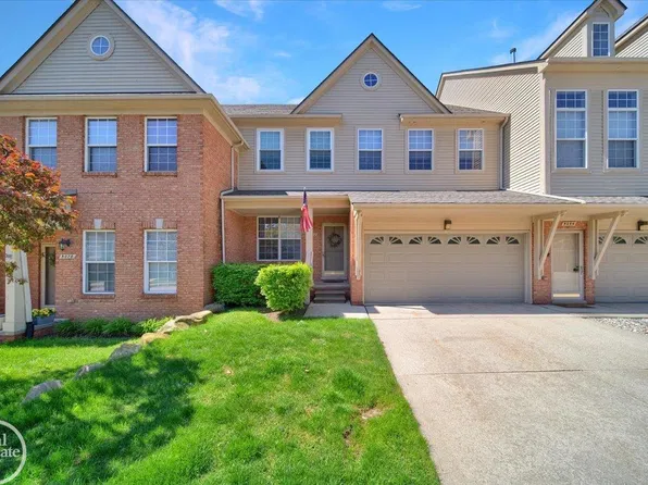 5062 Paladin Dr, Shelby Township, MI 48316