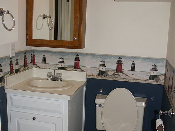 4th image of 210 Port Dr