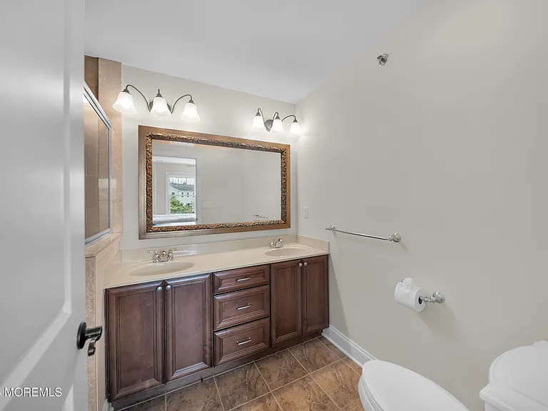 302 Villa Dr — Photo 33