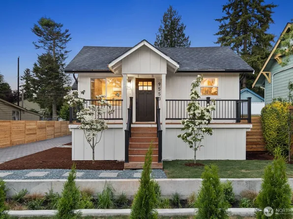 9553 Evanston Avenue N, Seattle, WA 98103