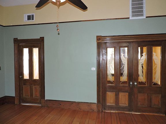 5th image of 2601 E St #C