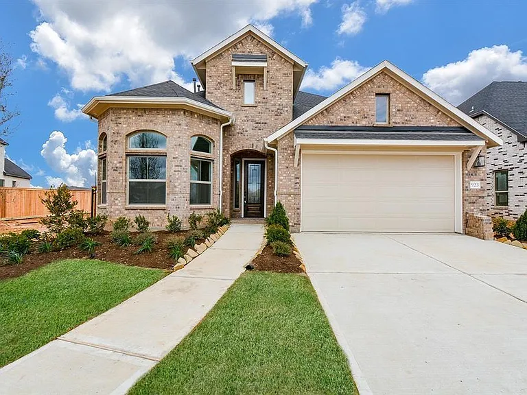 923 Orange Zest Ln — Photo 3