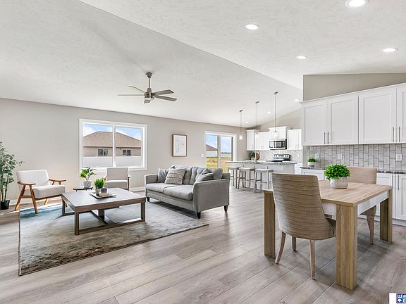 4th image of 7405 Isidore Dr