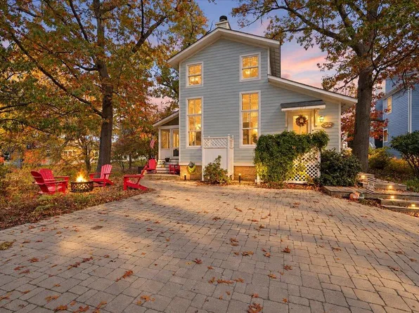 312 Childers Ln, Michigan City, IN 46360