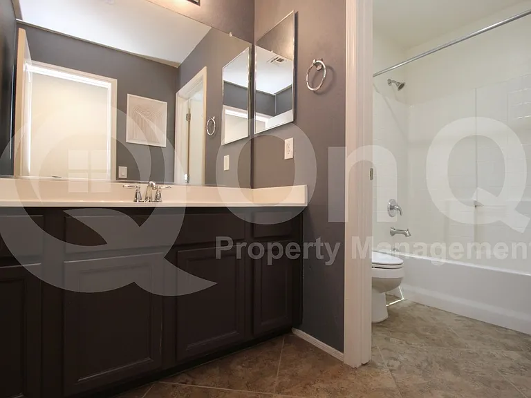3450 E Tulsa St — Photo 45