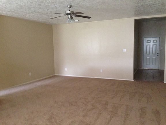 Family Room 1_04302014