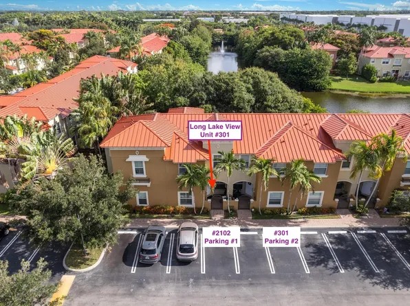 301 LAKE MONTEREY Circle, Boynton Beach, FL 33426