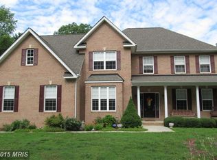 6995 Annapolis Woods Rd, La Plata, MD 20646