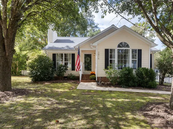 2816 Tryon Pines Dr, Raleigh, NC 27603