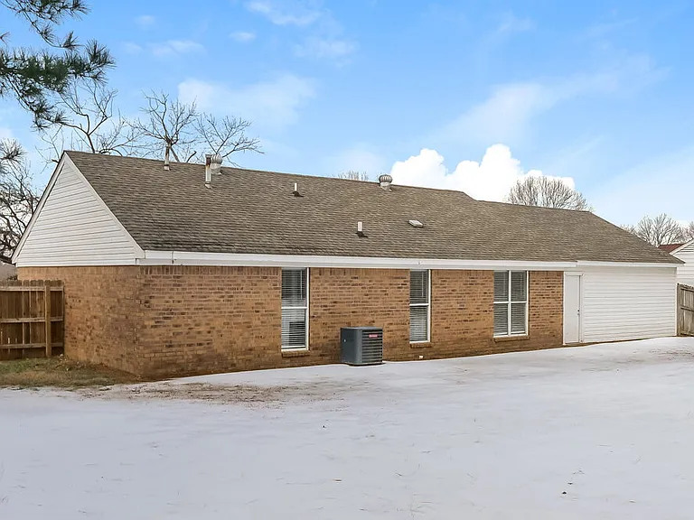 6500 Cornwall Rd — Photo 16
