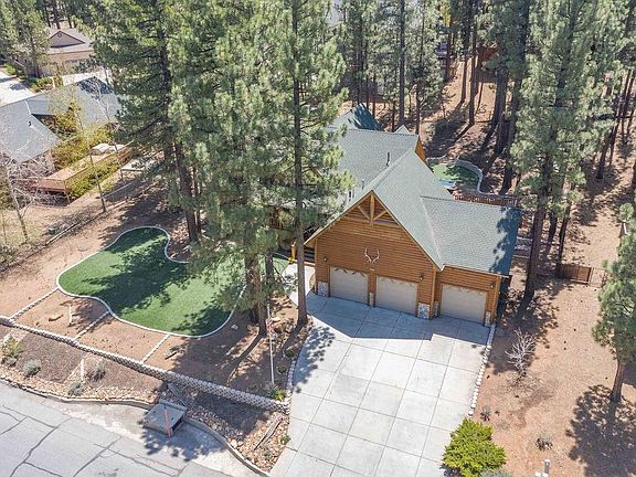 3rd image of 42373 Evergreen Dr