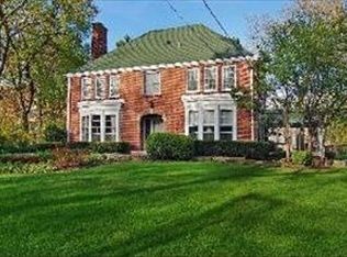 653 Walden Rd, Winnetka, IL 60093