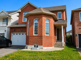 1215 Wadebridge Cres, Oshawa, ON L1K2V5