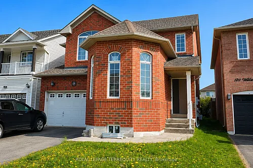1215 Wadebridge Cres #UPPER Photo 1