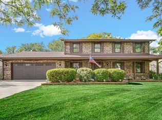 1224 N Hickory Trl, Addison, IL 60101