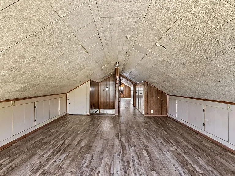 3624 Winston Rd — Photo 16