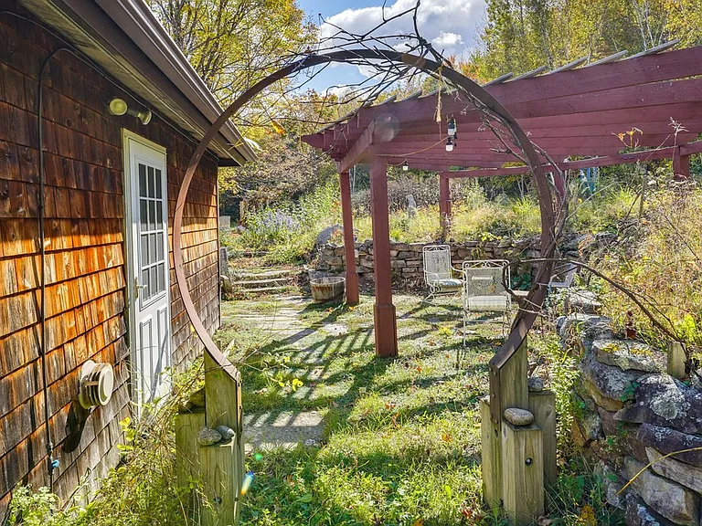257 Murtagh Hill Rd #ID1299810P — Photo 19