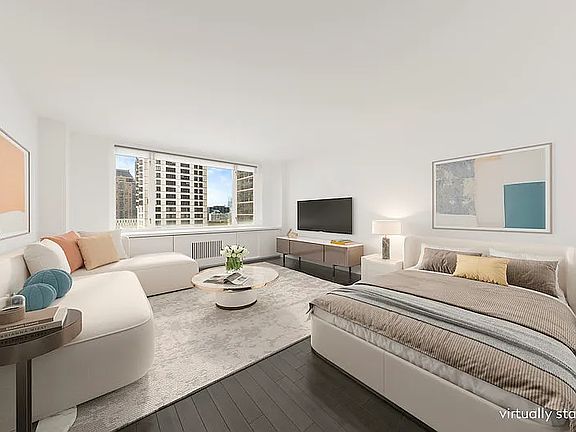 2nd image of 130 W 67th St #21CD