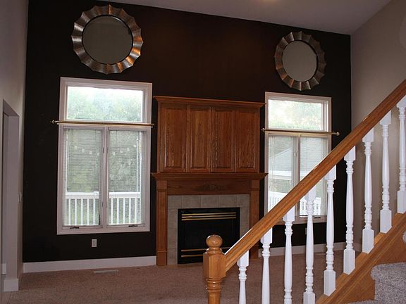 2nd image of 7575 Whistlevale Dr SW