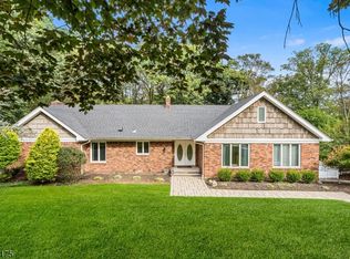 43 Foxwood Run, Middletown, NJ 07748