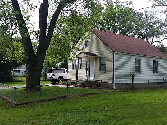 2nd image of 2063 Myrtle Ave