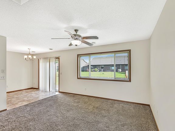 4th image of 517 Faith Ln