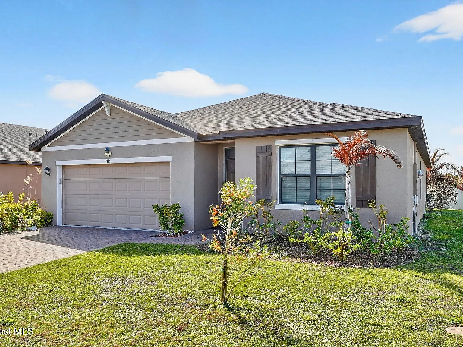 4 bed, 2.0 bath, 1830 sqft, $2,200 — Photo 3