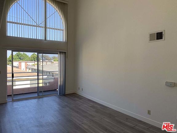 5th image of 3122 S Canfield Ave APT 205