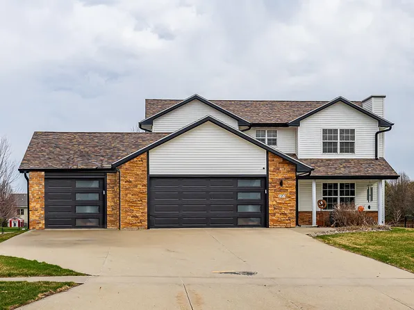 107 21st St SW, Altoona, IA 50009