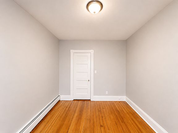 4th image of 39 Forest St #2