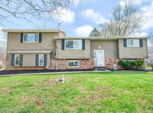 4156 Bobwhite Dr, Flint, MI 48506