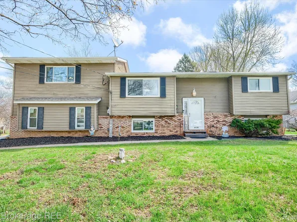 4156 Bobwhite Dr, Flint, MI 48506