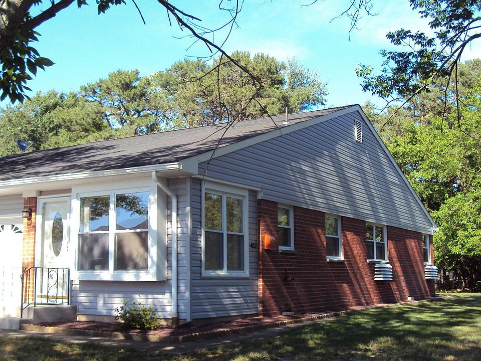 1st image of 42 Hudson Parkway #B