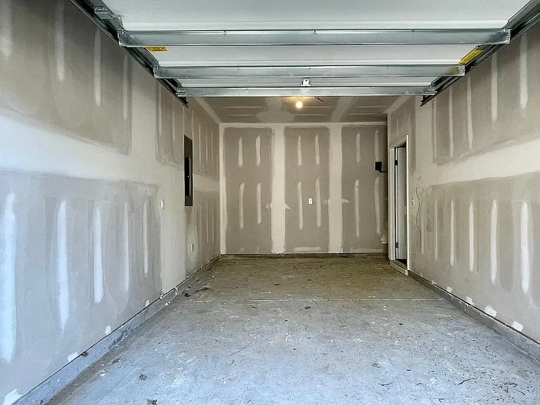 8352 Childs Cv — Photo 19