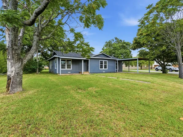 203 N Kickapoo St, Lipan, TX 76462