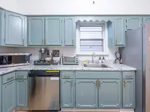 22-1 Zabriskie St, Jersey City, NJ