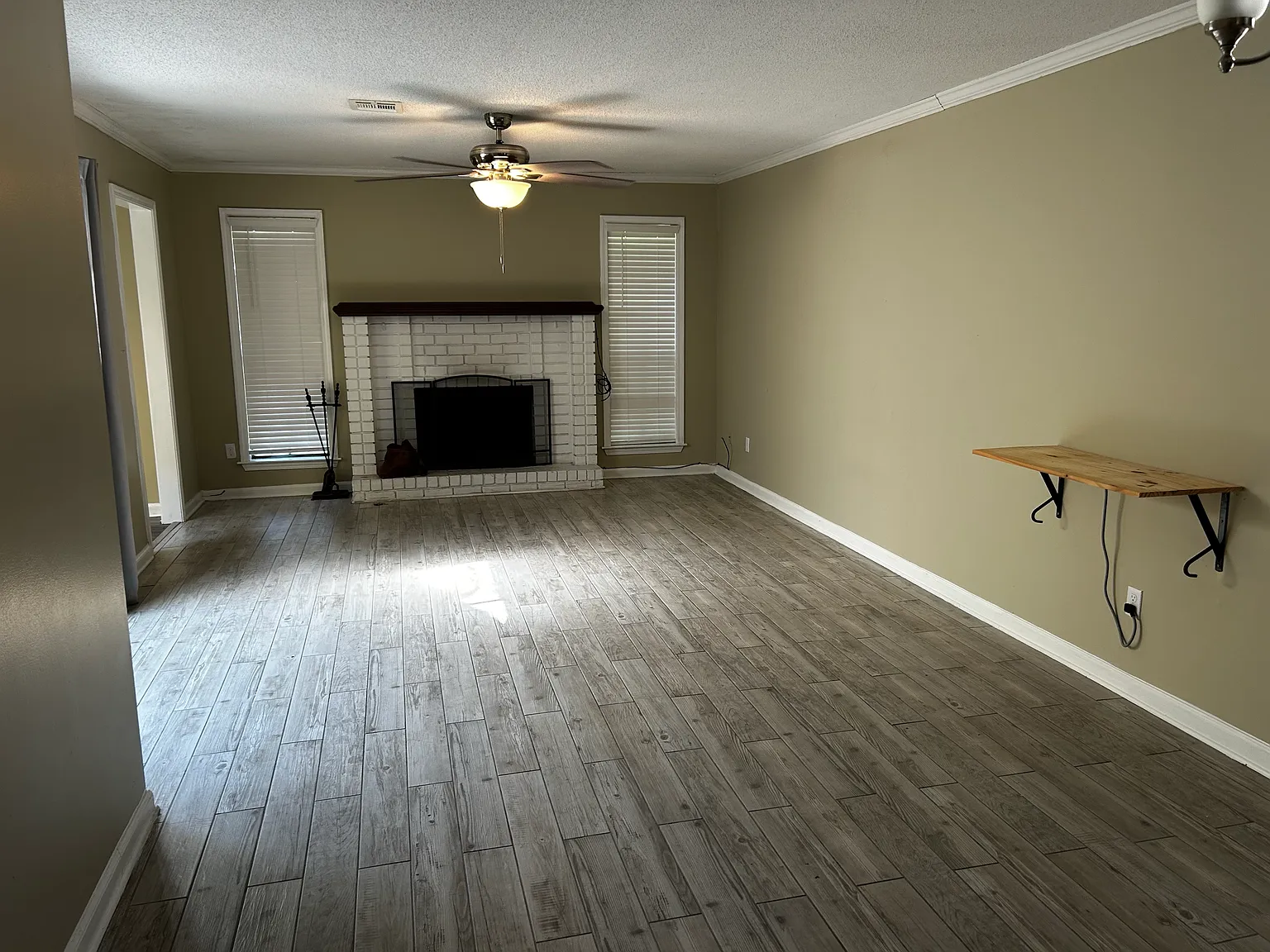 3 bed, 1455 sqft, $1,300 — Photo 3