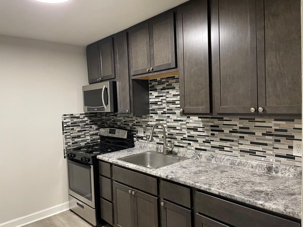 3217 Russell Blvd #6