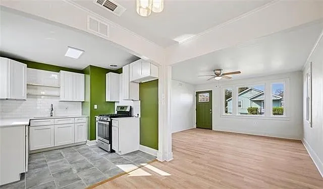501 Saint Ann St — Photo 4