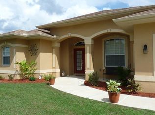 2438 Yalta Ter, North Pt, FL 34286