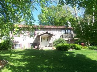 41 Whispering Oaks Dr, Washington, MO 63090