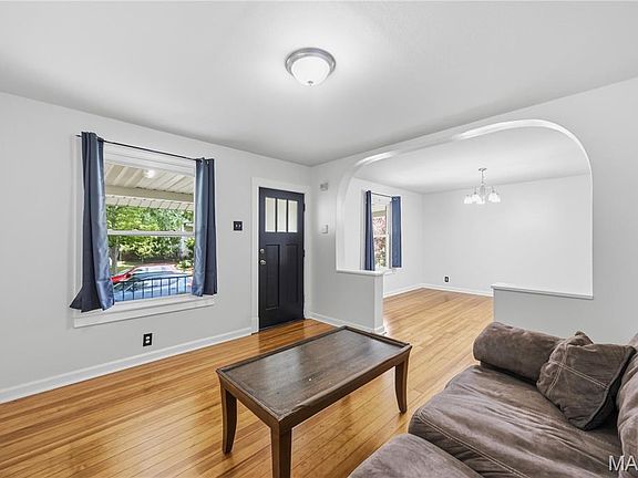 5th image of 5018 Leona St