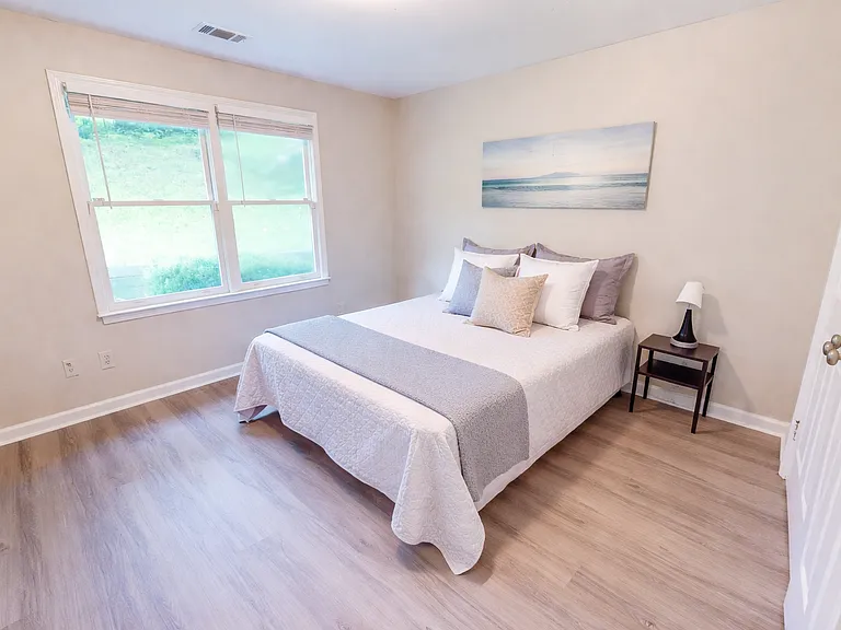 2345 Butner Rd SW — Photo 4