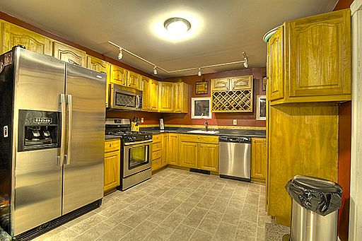 All stainless appliances