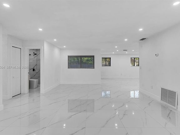 4th image of 11850 SW 206th Ter