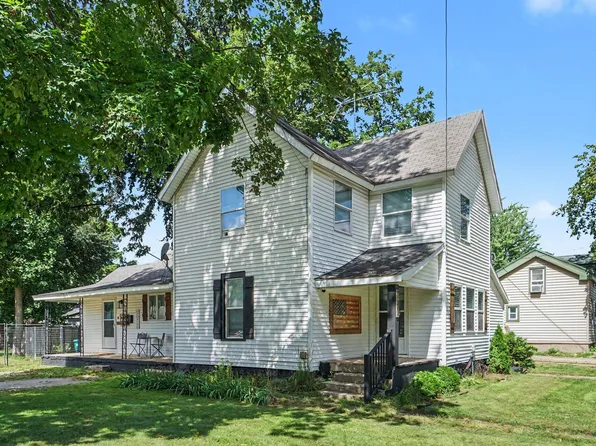 240 White Pigeon St, Constantine, MI 49042