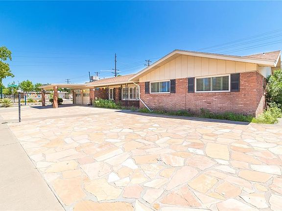 4th image of 8716 Parkland Dr