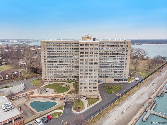 2nd image of 8900 E Jefferson Ave #728