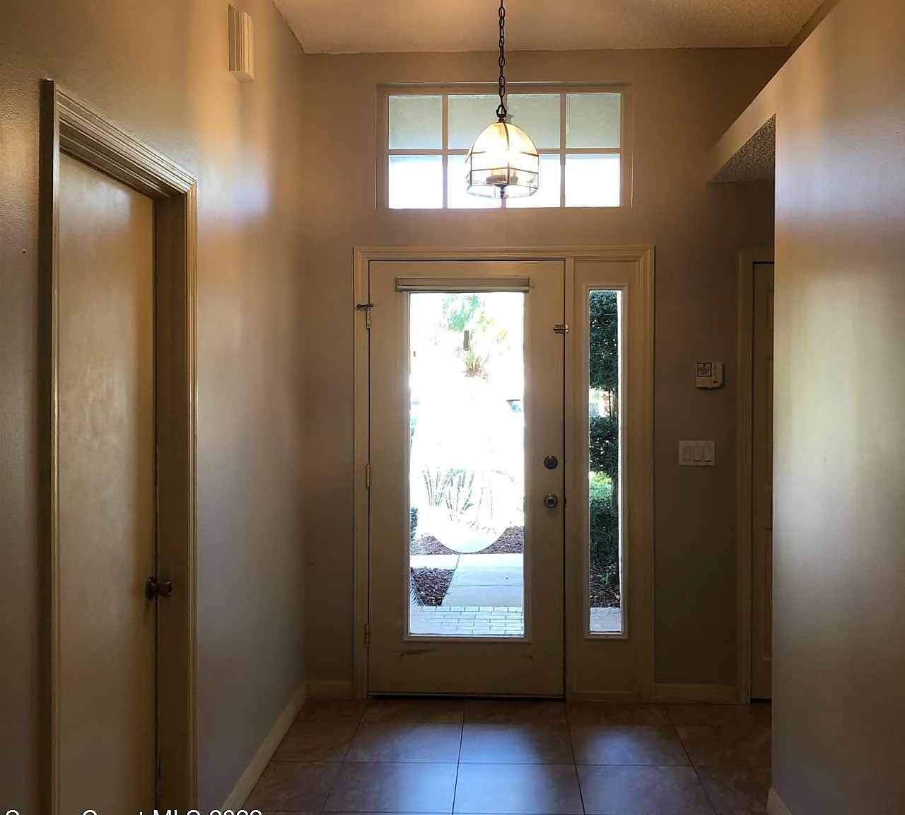 1281RockSpringsDrive - 1281 — Photo 3
